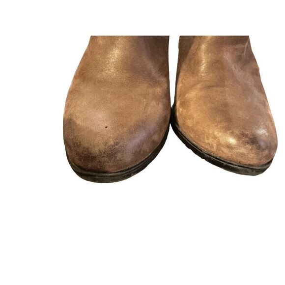 Sofft Chunk Heel Booties Studded and Western Details - Picture 5 of 12